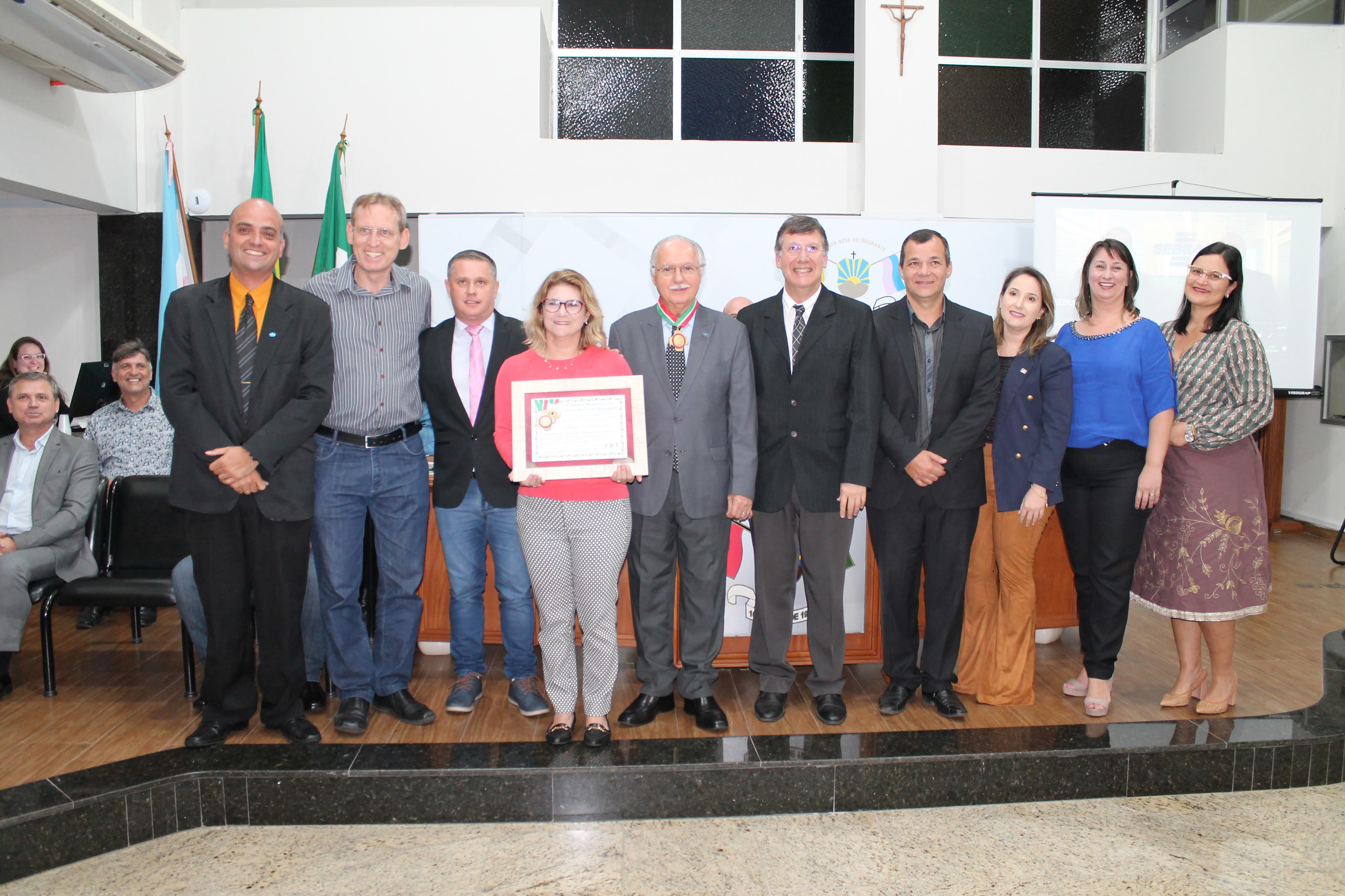 Equipe do Sebrae recebe a Comenda do Imigrante Padre Cleto Caliman