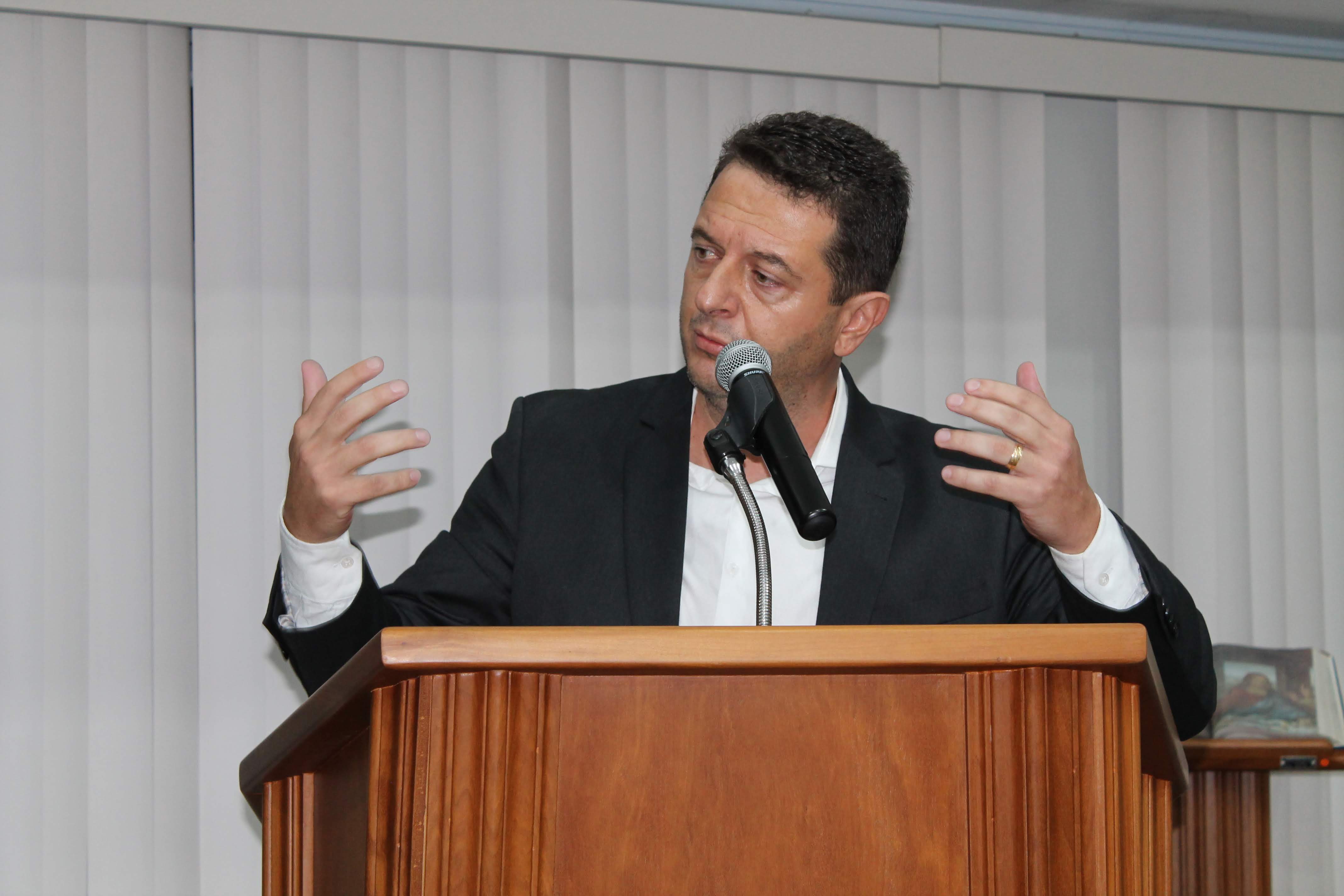 Prefeito de Venda Nova, João Paulo Schettino Mineti