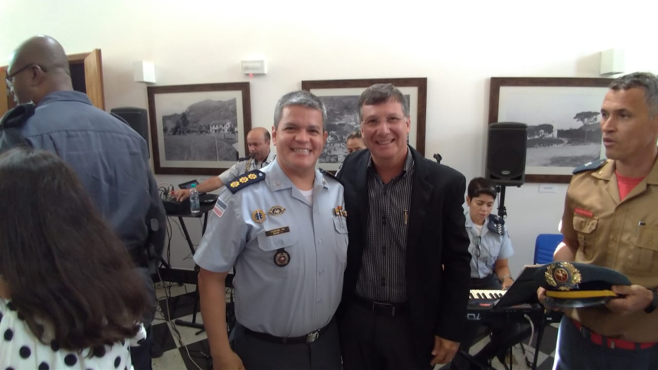 Presidente da Câmara, Vereador Francisco Carlos Foletto e o Coronel Marcelo Correa Muniz