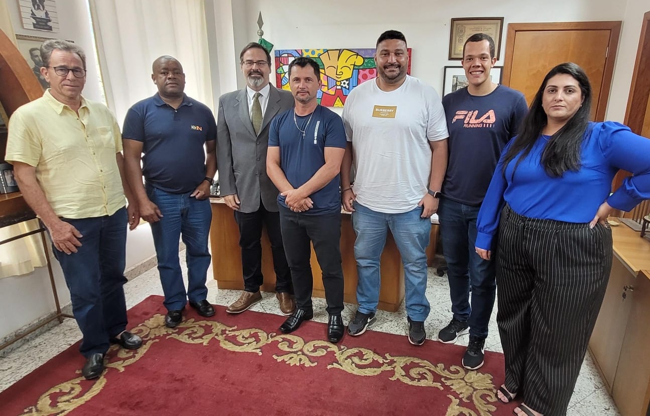 Foto da notícia: Câmara de Vereadores se reúne com Juiz de Direito para discutir demandas do município